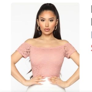 Mauve/ light pink lace off shoulder shirt